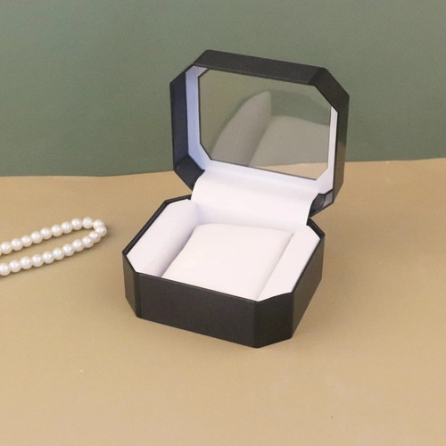 Single watch display - single,